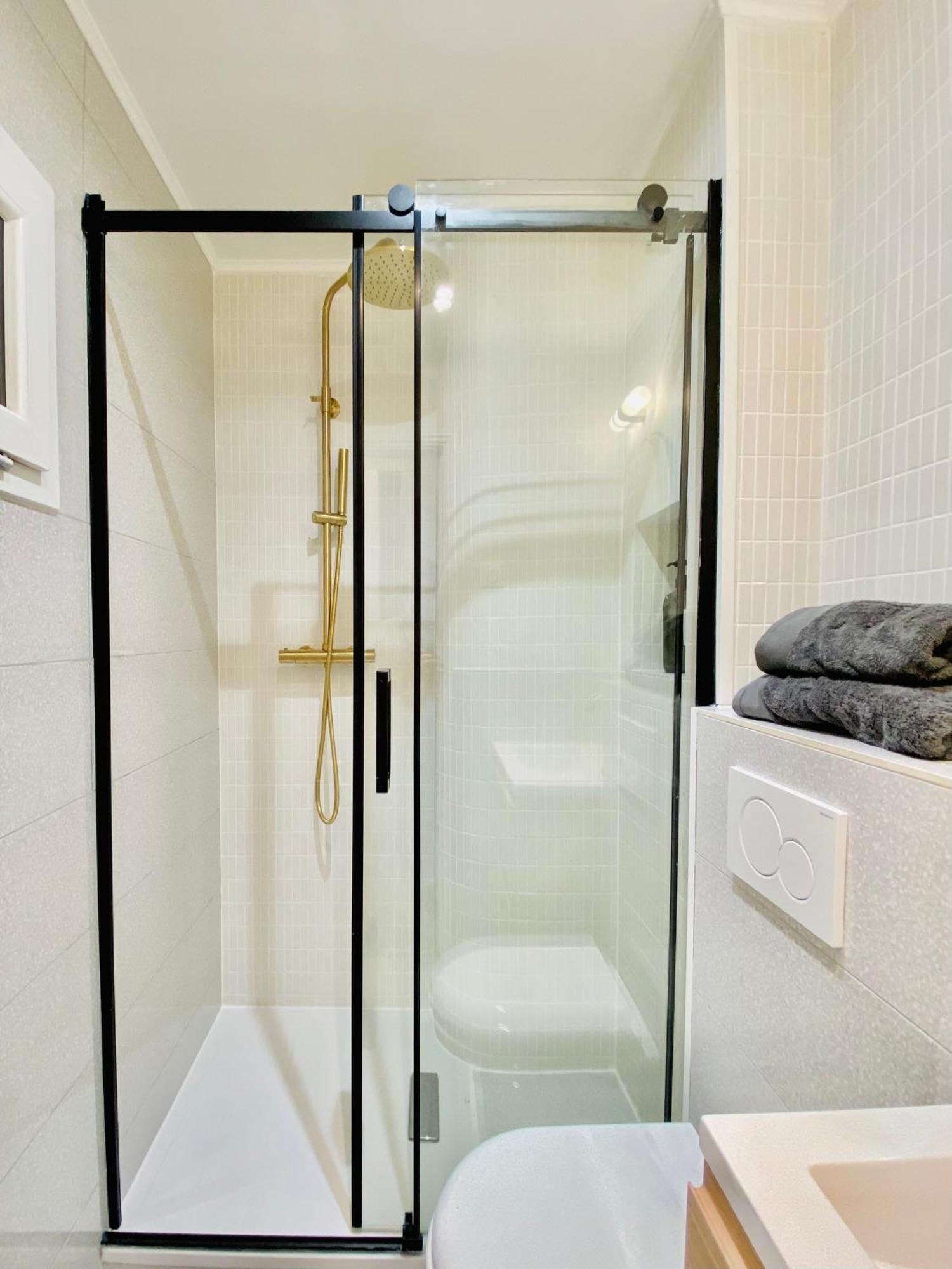 Newly Renovated Apartment With Balcony, Ac, Fiber Internet Monte Carlo Exterior foto